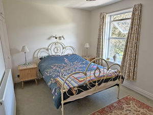 Photo 6- click for photo gallery
